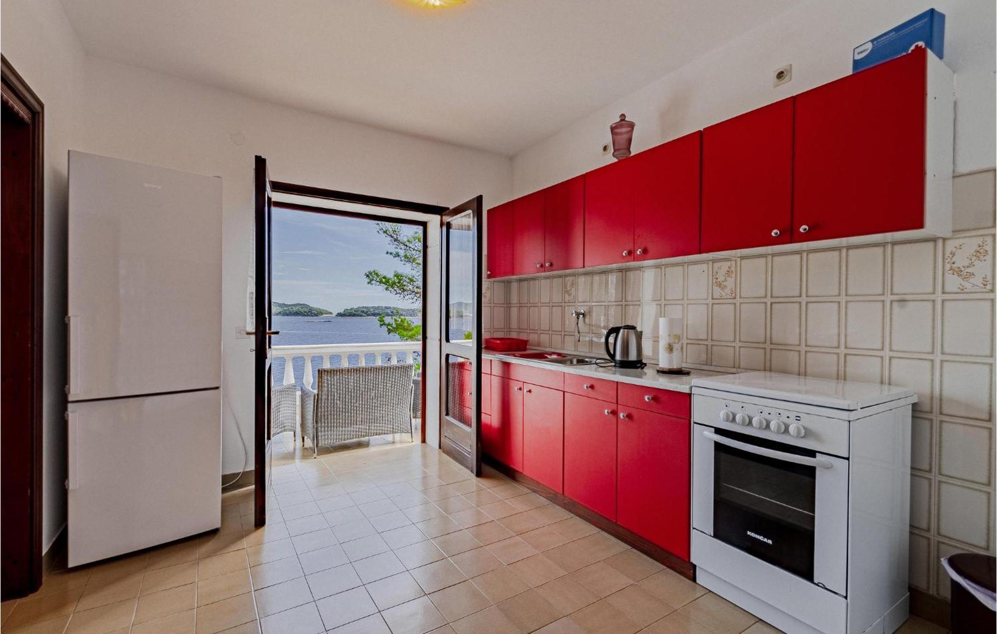 Beautiful Home In Prizba With Kitchen Luaran gambar