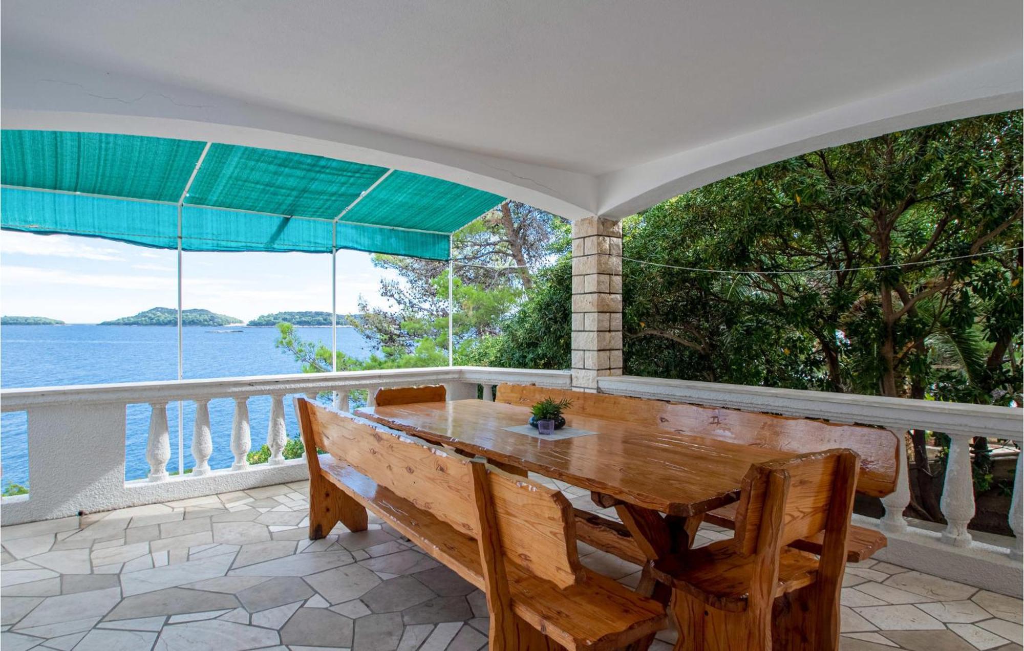 Beautiful Home In Prizba With Kitchen Luaran gambar