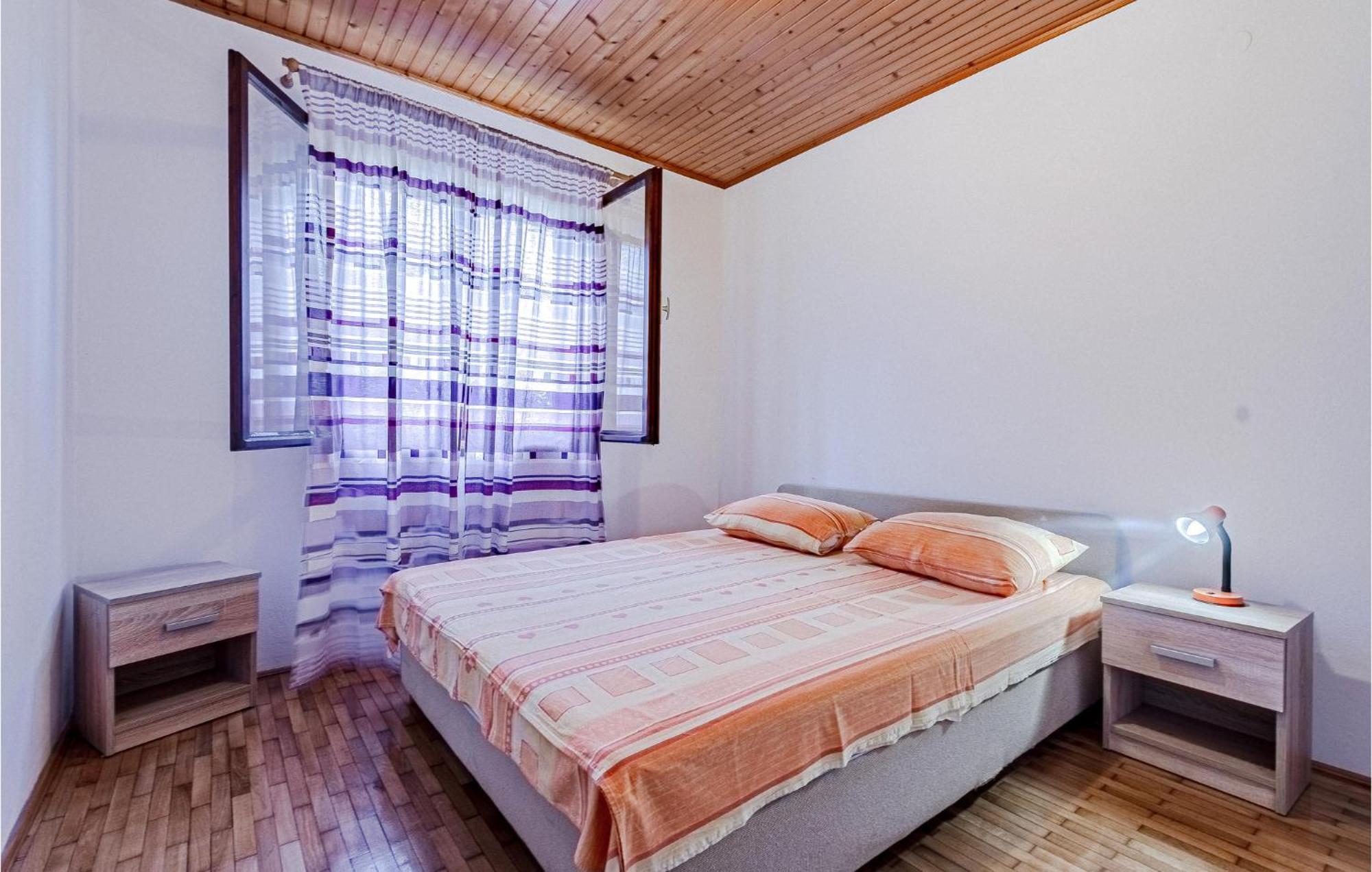 Beautiful Home In Prizba With Kitchen Luaran gambar